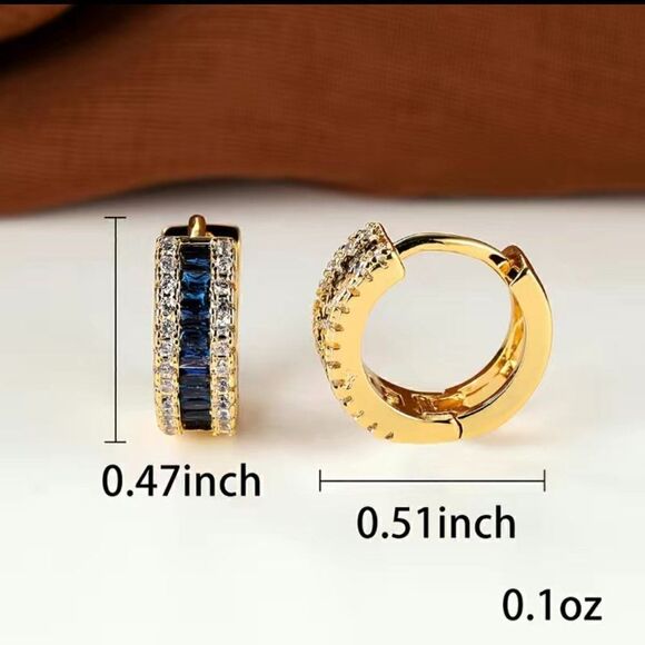 Small Huggie Earrings with Tons of Bling (gold tone) 650 - Picture 6 of 8